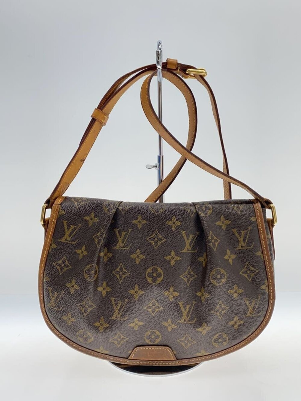 LOUIS VUITTON Menilmontant Monogram Canvas Brown